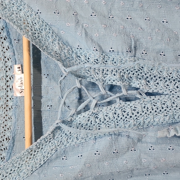 Womans Blue top size 14 - Picture 3 of 5